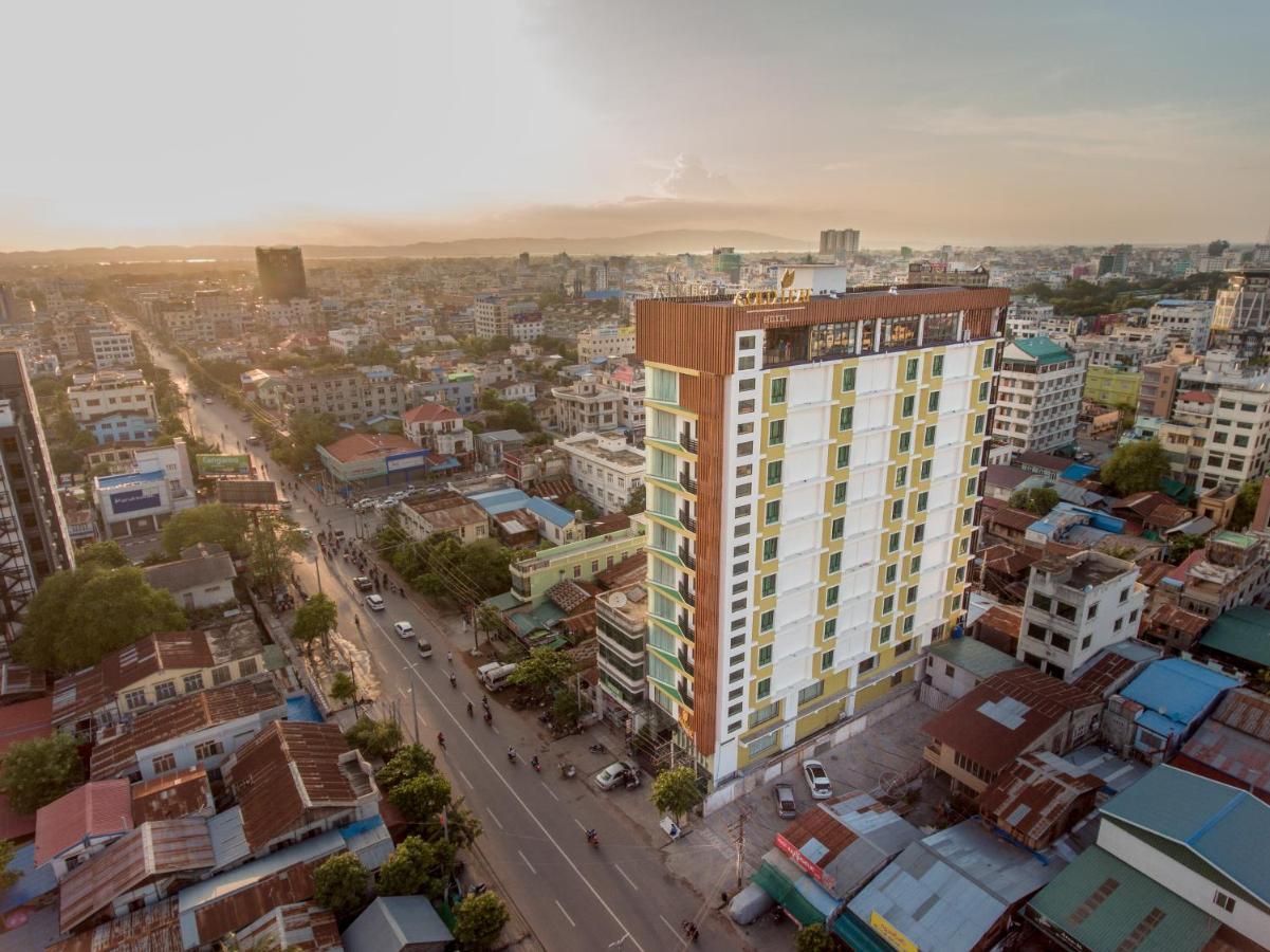 Gold Leaf Hotel Mandalay Exterior photo
