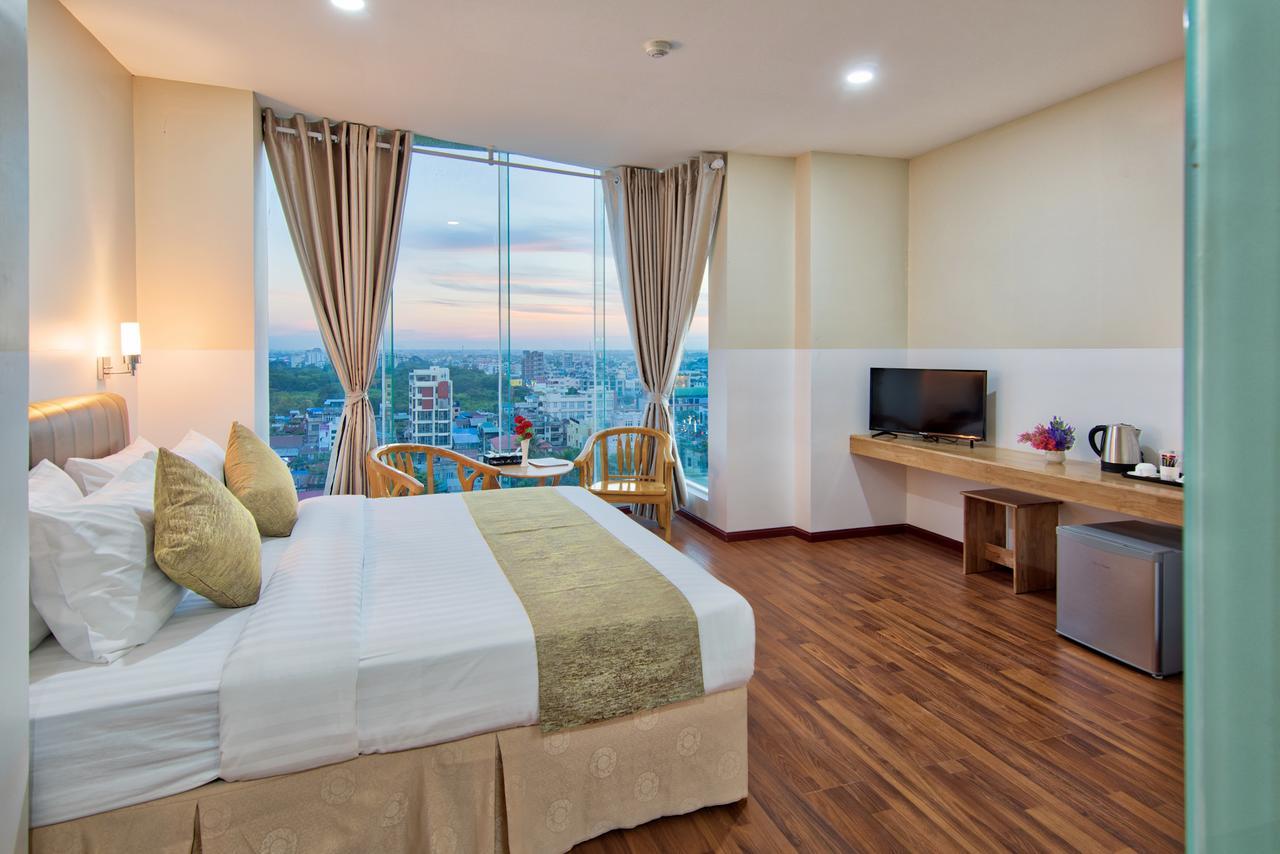 Gold Leaf Hotel Mandalay Exterior photo