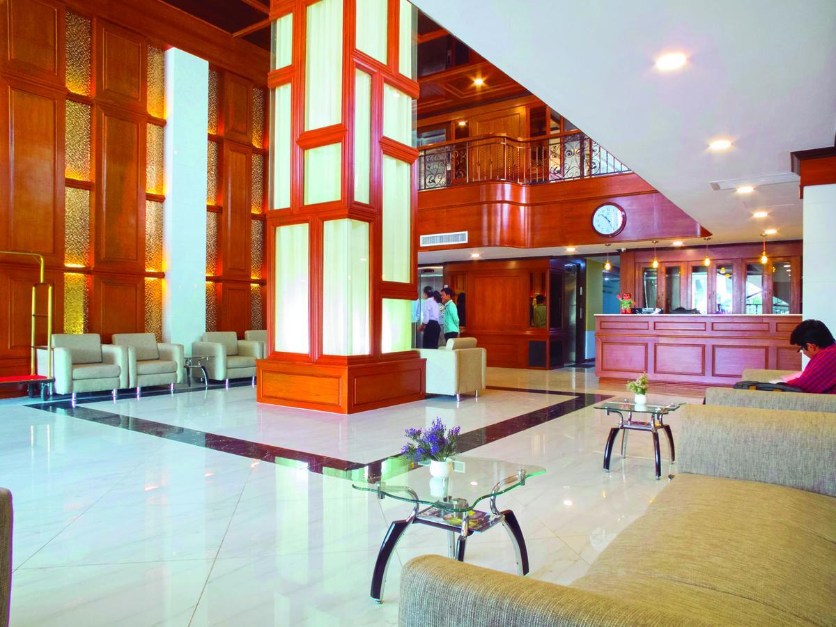 Gold Leaf Hotel Mandalay Exterior photo